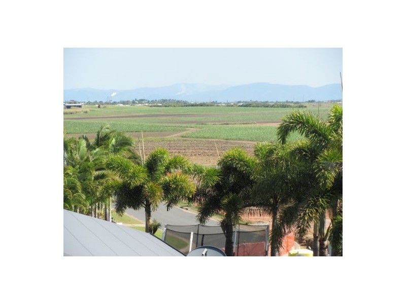 13 Shuttlewood, Richmond QLD 4740