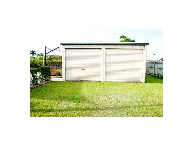 4 Isabella Avenue, Glenella QLD 4740