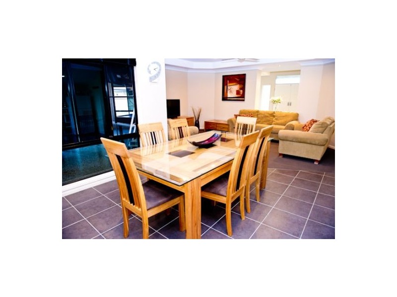 4 Isabella Avenue, Glenella QLD 4740