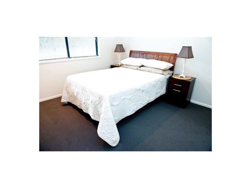 4 Isabella Avenue, Glenella QLD 4740