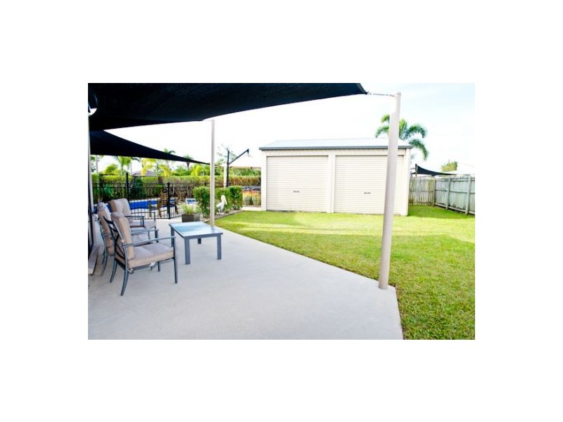 4 Isabella Avenue, Glenella QLD 4740