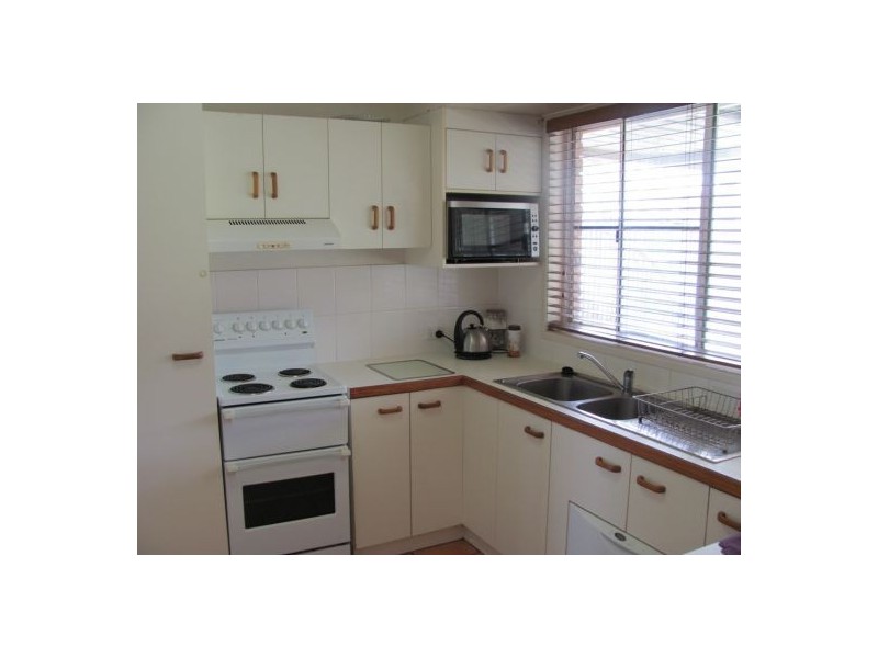 18 Ben Nevis Street, Beaconsfield QLD 4740