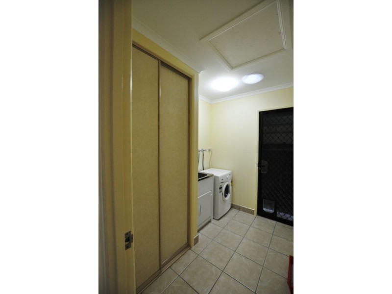 5 Navigator Court, Shoal Point QLD 4750