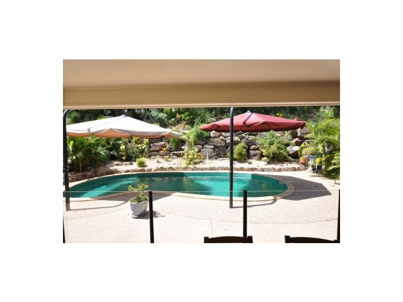 5 Navigator Court, Shoal Point QLD 4750