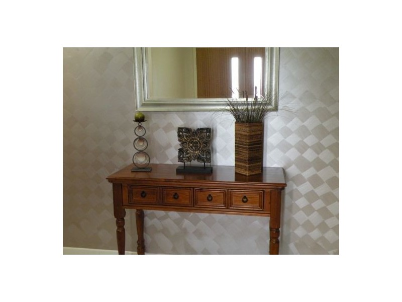 17 Victor Avenue, Glenella QLD 4740