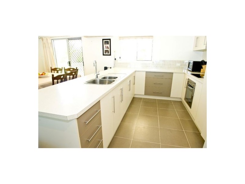 11 Sologinkins Road, Rural View QLD 4740