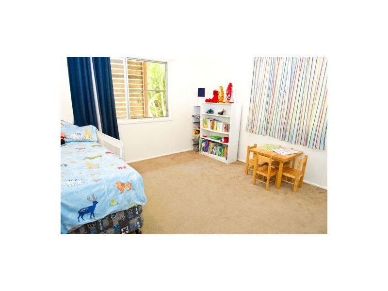 11 Sologinkins Road, Rural View QLD 4740