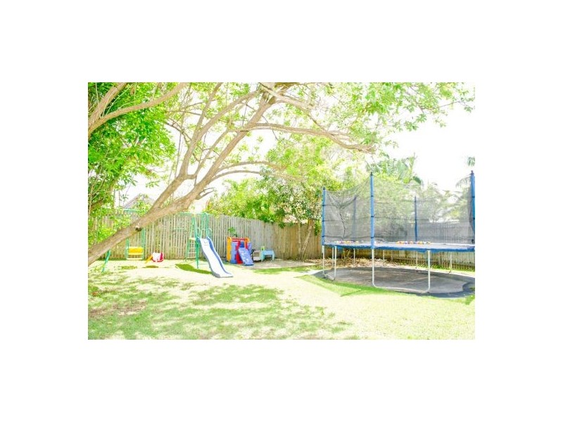 11 Sologinkins Road, Rural View QLD 4740