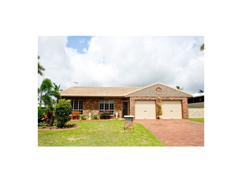 17 Shiral Drive, Beaconsfield QLD 4740