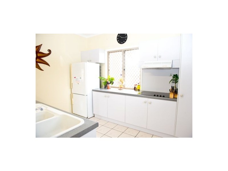 17 Shiral Drive, Beaconsfield QLD 4740