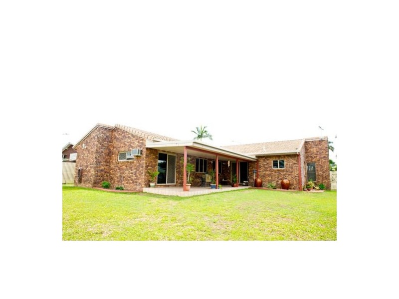 17 Shiral Drive, Beaconsfield QLD 4740