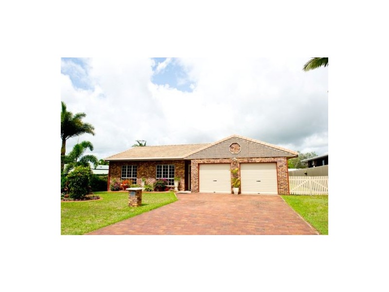 17 Shiral Drive, Beaconsfield QLD 4740