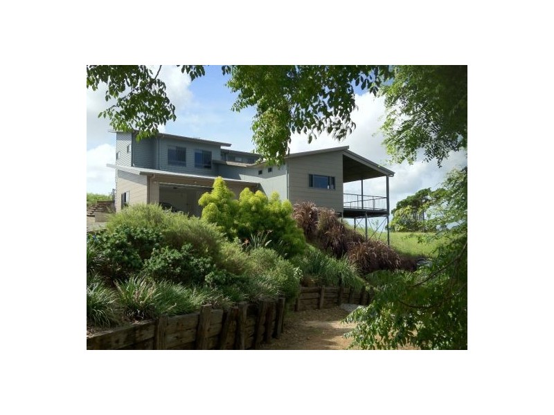 195 Barrow Hill Road, Mackay QLD 4740