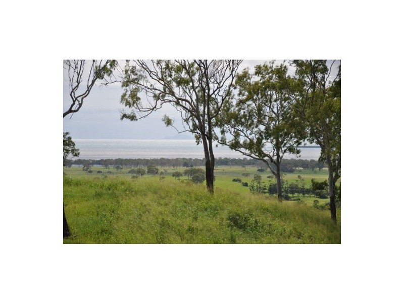 195 Barrow Hill Road, Mackay QLD 4740