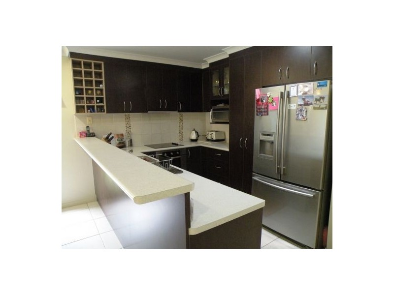 4 Hansen Court, Marian QLD 4753