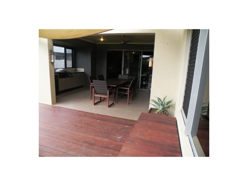 4 Hansen Court, Marian QLD 4753