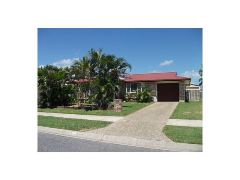 104 Broomdykes Drive, Beaconsfield QLD 4740