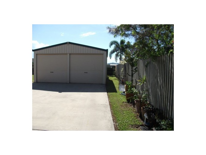 104 Broomdykes Drive, Beaconsfield QLD 4740
