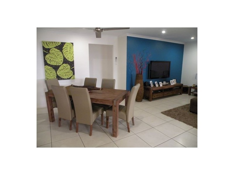 35 Canecutters Drive, Ooralea QLD 4740