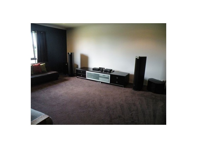 35 Canecutters Drive, Ooralea QLD 4740