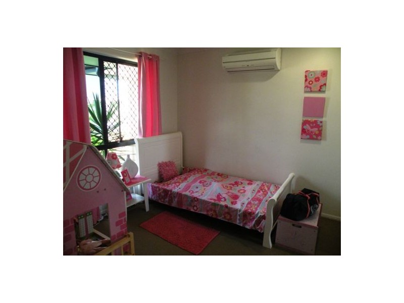 35 Canecutters Drive, Ooralea QLD 4740