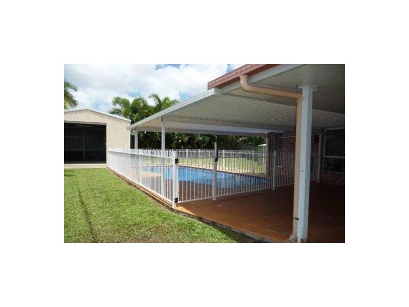 9 Coatbridge Court, Beaconsfield QLD 4740