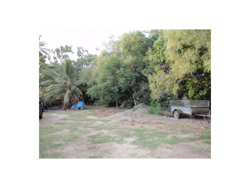 221 Slade Point Road, Slade Point QLD 4740