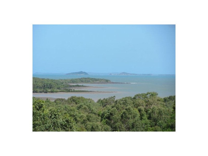 30 Ocean View Crescent, Freshwater Point QLD 4737