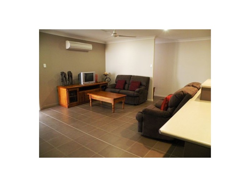 4 Hawkins Street, Bucasia QLD 4750