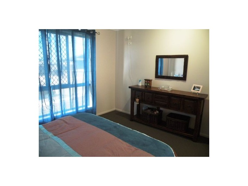 4 Hawkins Street, Bucasia QLD 4750