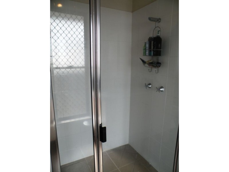 4 Hawkins Street, Bucasia QLD 4750