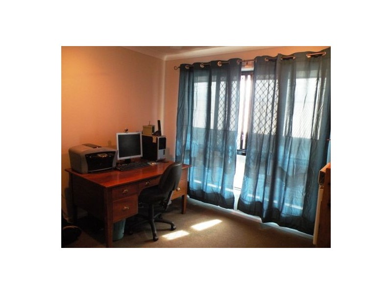 4 Hawkins Street, Bucasia QLD 4750