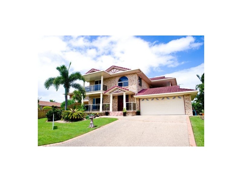 17 Dumfries Court, Mackay QLD 4740