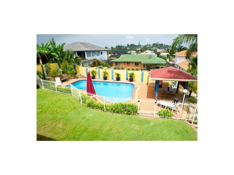 17 Dumfries Court, Mackay QLD 4740