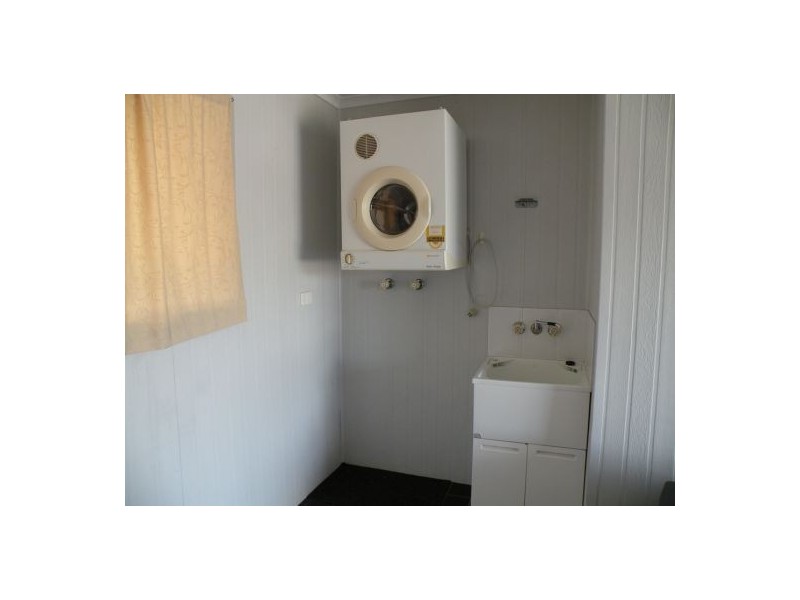 4/6 Peter Court, Andergrove QLD 4740