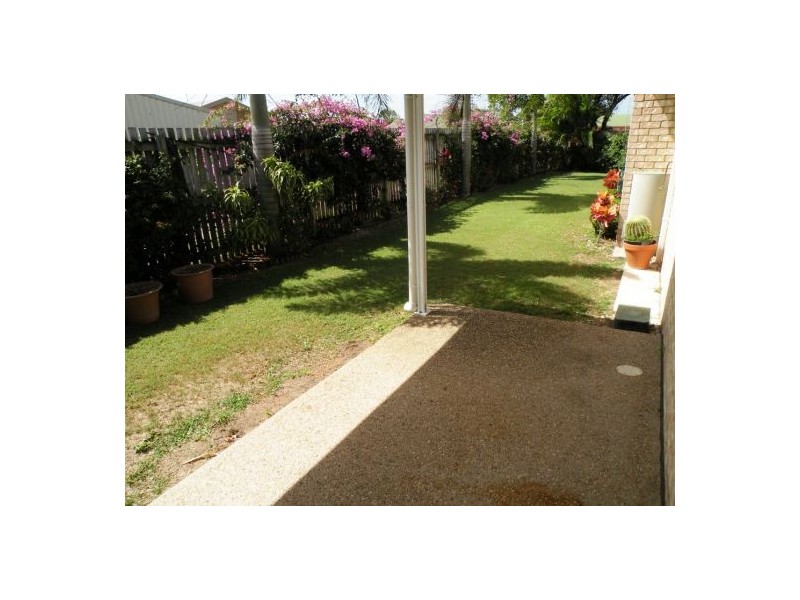 4/6 Peter Court, Andergrove QLD 4740