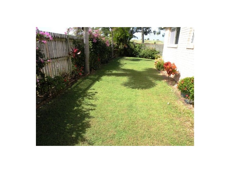 4/6 Peter Court, Andergrove QLD 4740