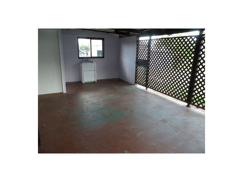 66 Beach Road, Sarina QLD 4737