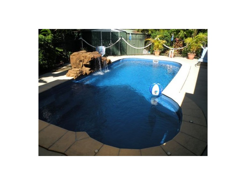 9 Flounder Court, Andergrove QLD 4740