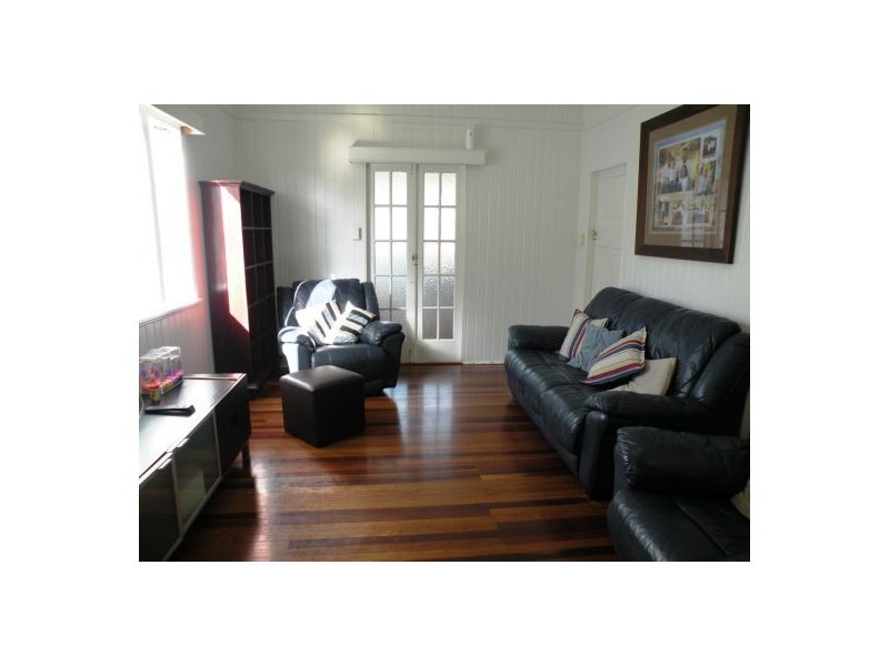 2 Scanlan Street, East Mackay QLD 4740