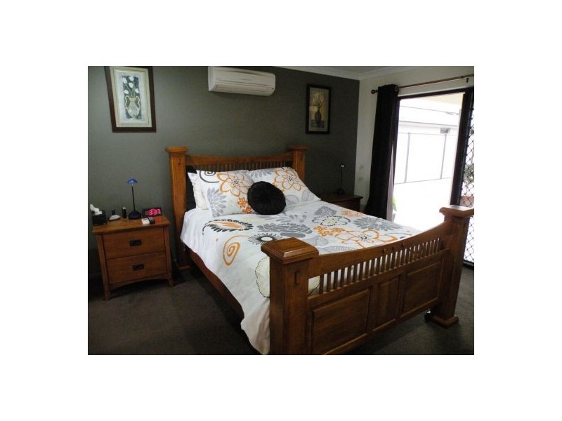 4 Joseph Court, Glenella QLD 4740