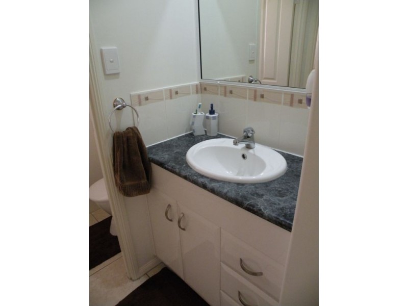 4 Joseph Court, Glenella QLD 4740