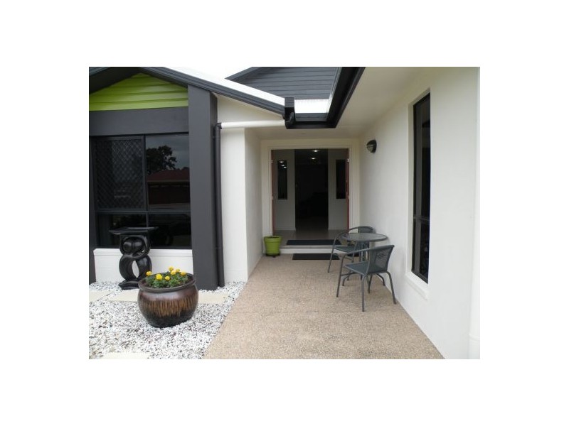 4 Joseph Court, Glenella QLD 4740