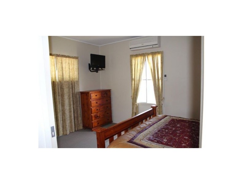 72 The Esplanade, Grasstree Beach QLD 4740