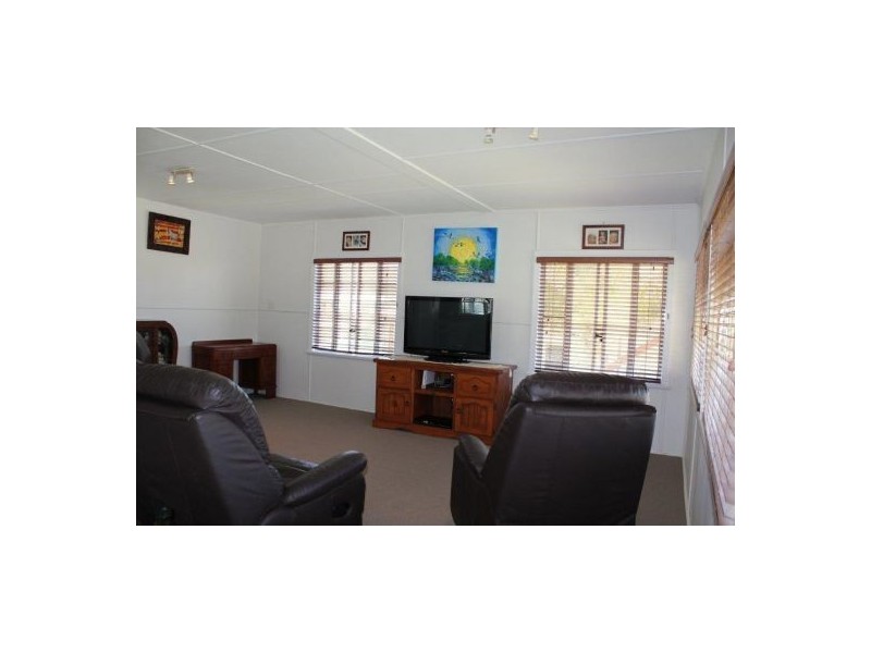 72 The Esplanade, Grasstree Beach QLD 4740