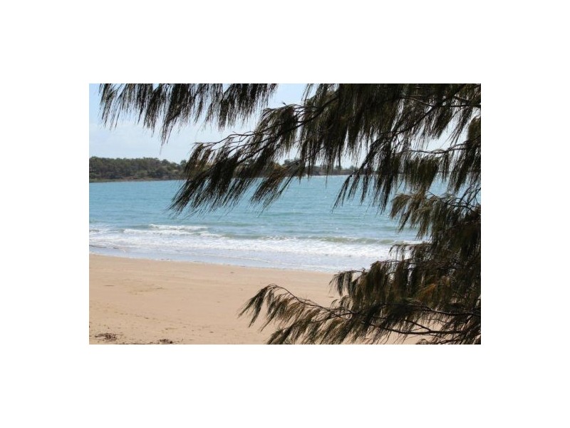 72 The Esplanade, Grasstree Beach QLD 4740