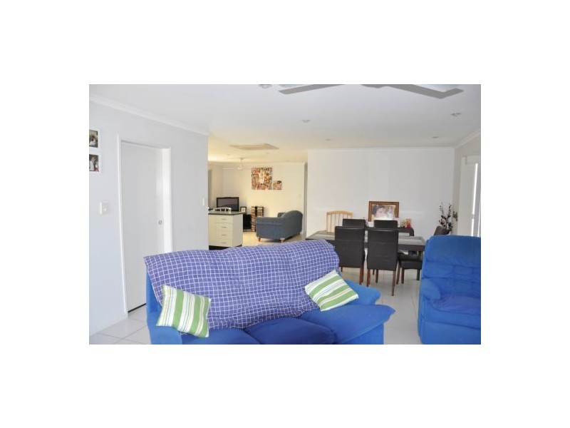 35 Jasmine Drive, Blacks Beach QLD 4740