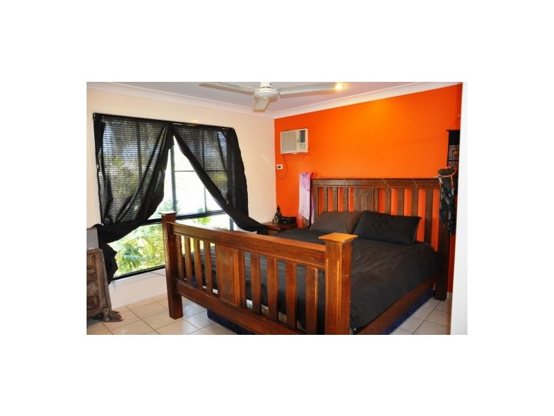 19 Michelle Crescent, Bucasia QLD 4750