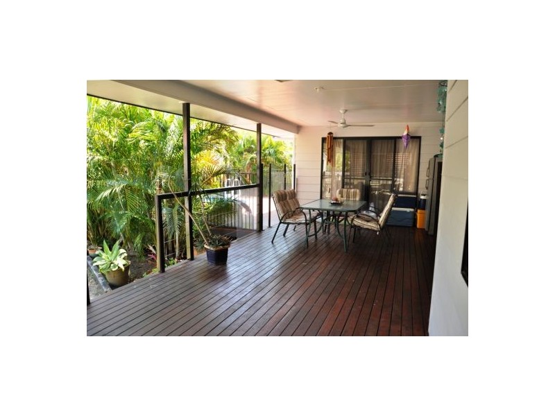 19 Michelle Crescent, Bucasia QLD 4750