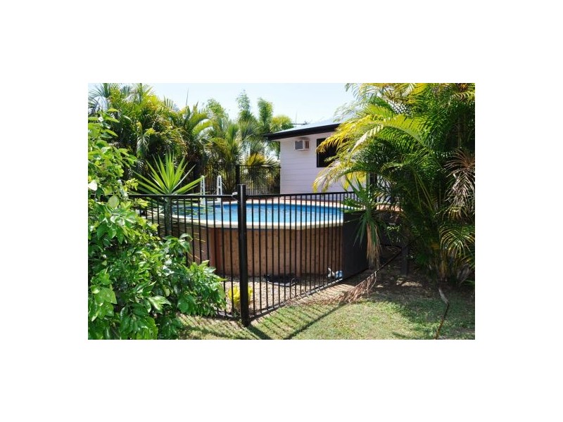 19 Michelle Crescent, Bucasia QLD 4750